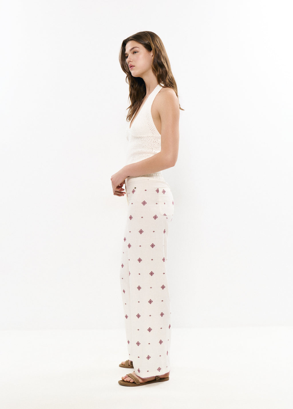 Pantalons llargs brodats amb cenefa