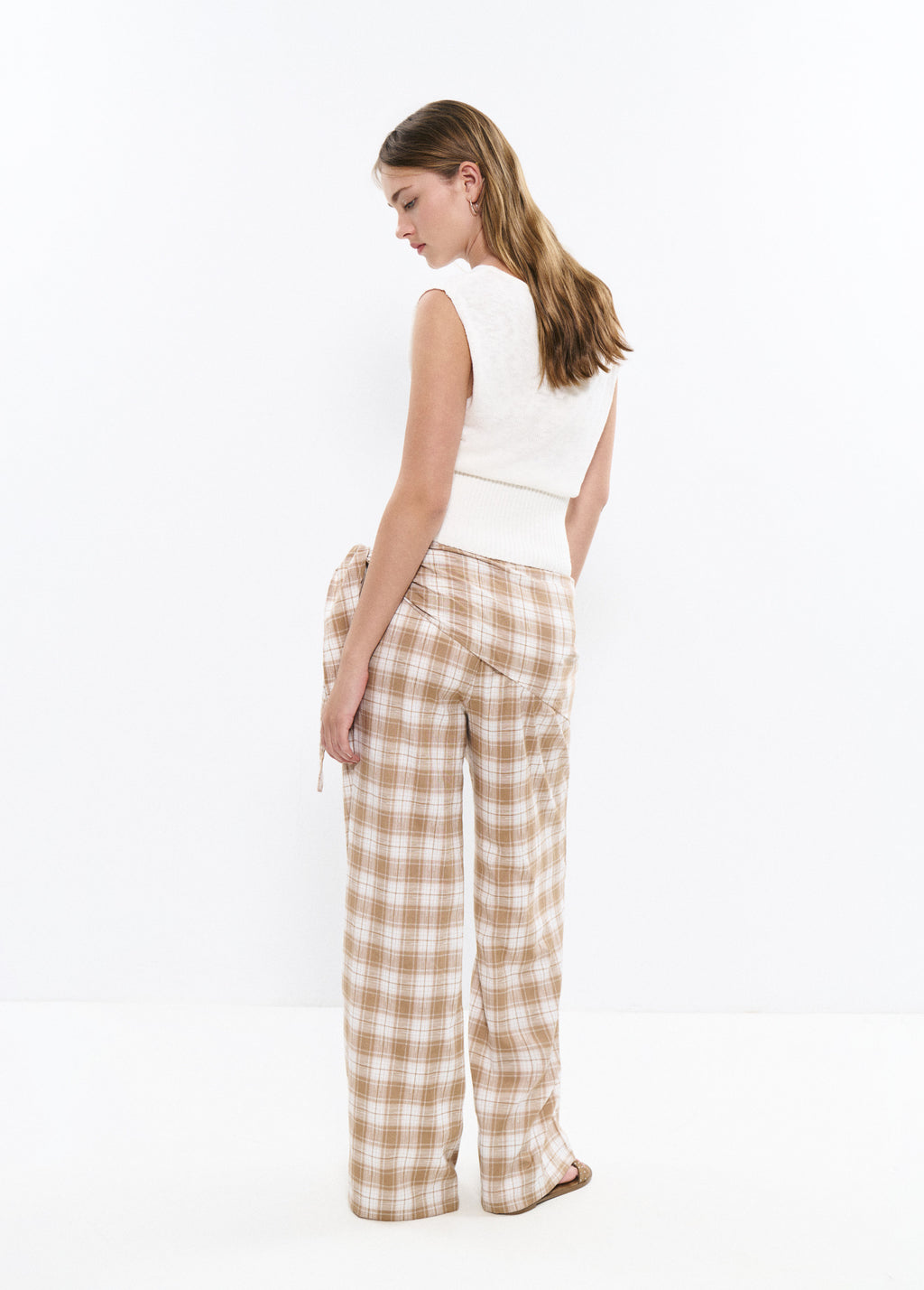 Broek met ruit en sjaaldetail