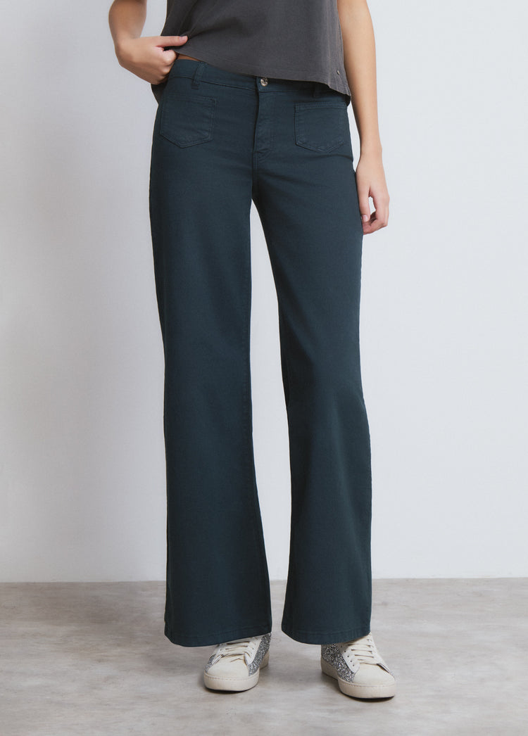 Pantalón recto alas