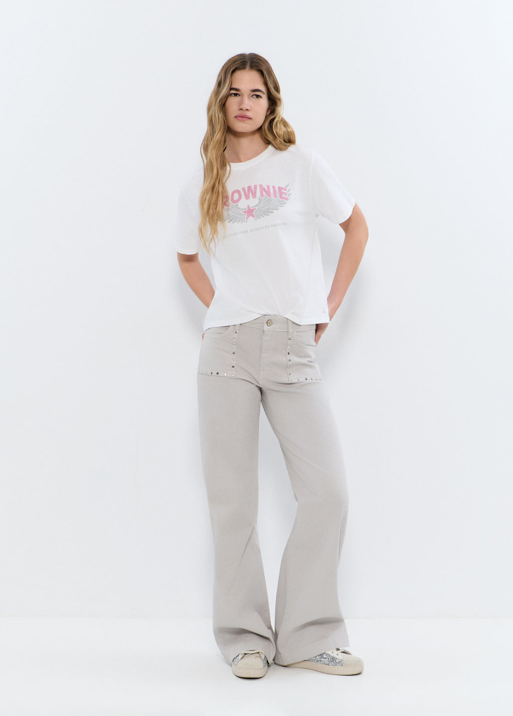 Straight pants with studs