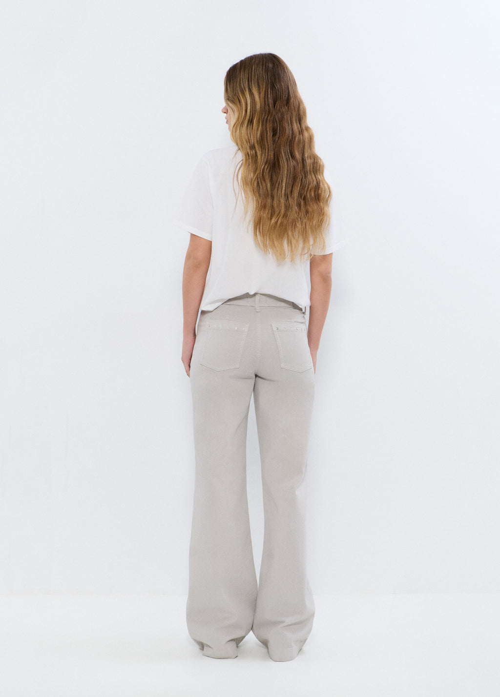 Straight pants with studs