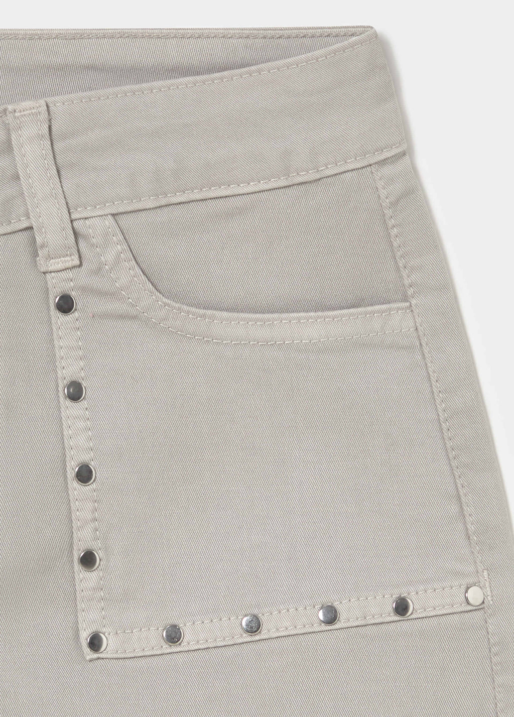 Straight pants with studs