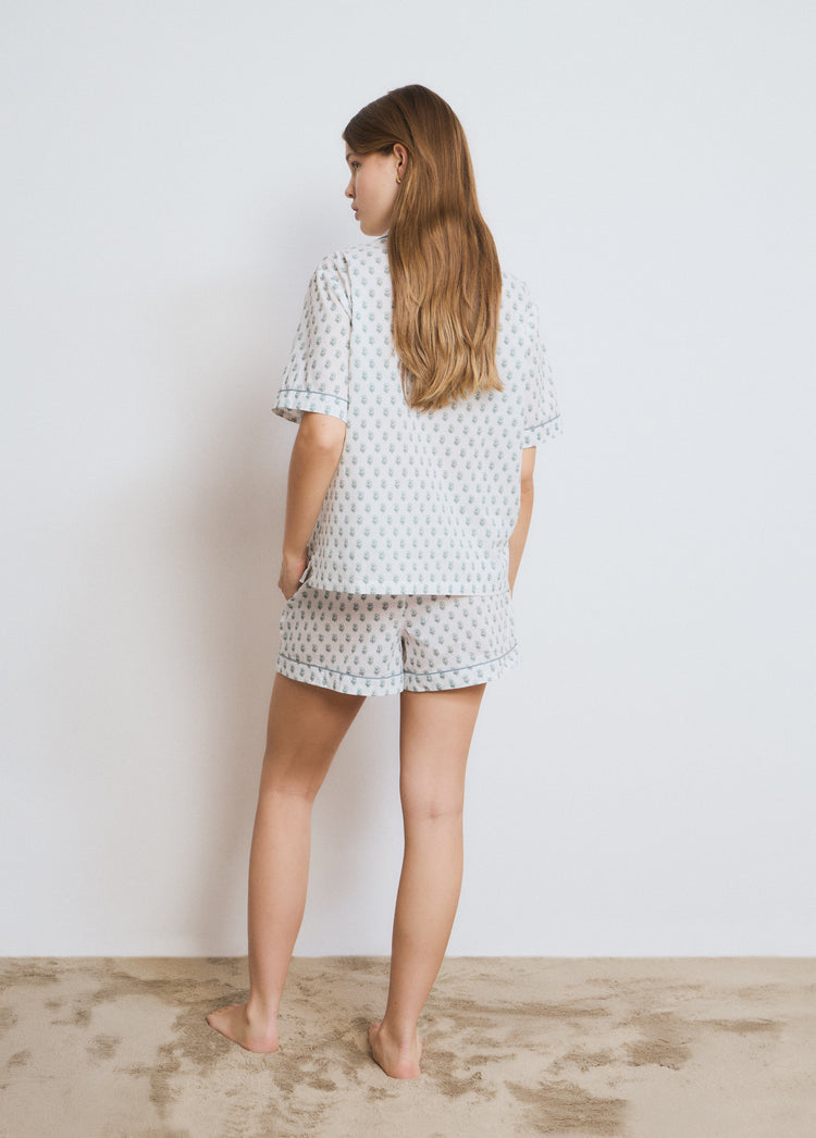 Short sleeve pajamas